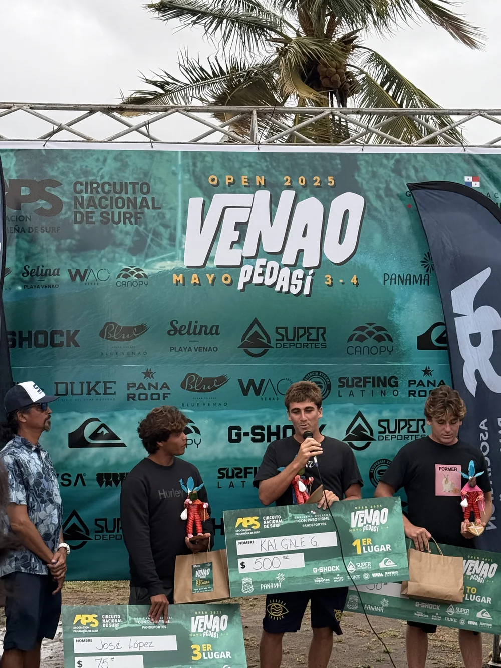 Premiación del Venao Open 2025 con presencia de Pana Roof como patrocinador